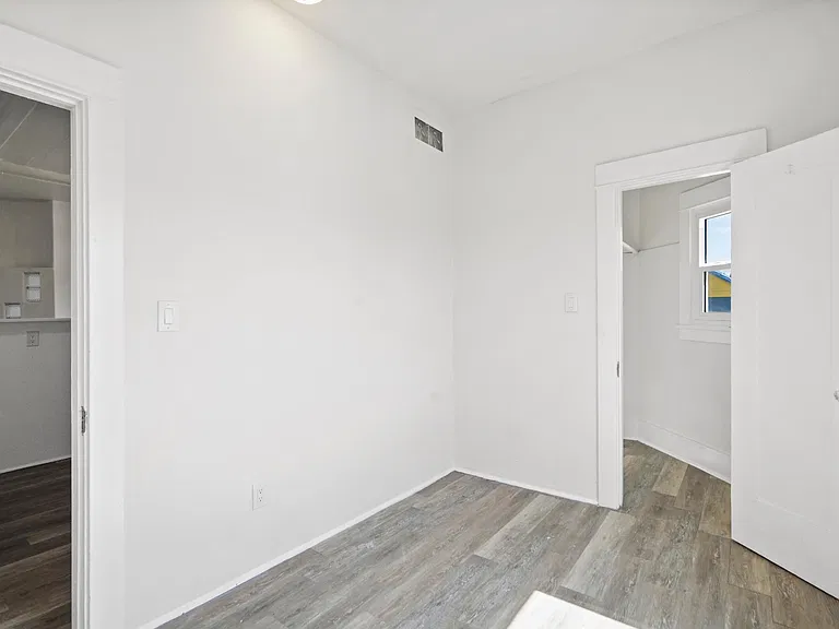 3767 Midvale Ave #3 — Photo 14