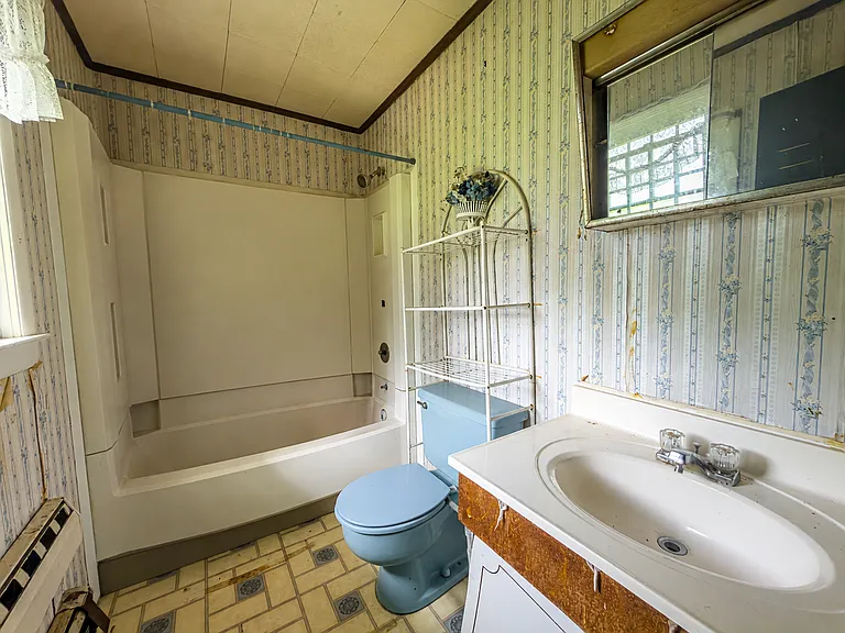 161 Pentagon Cir — Photo 10