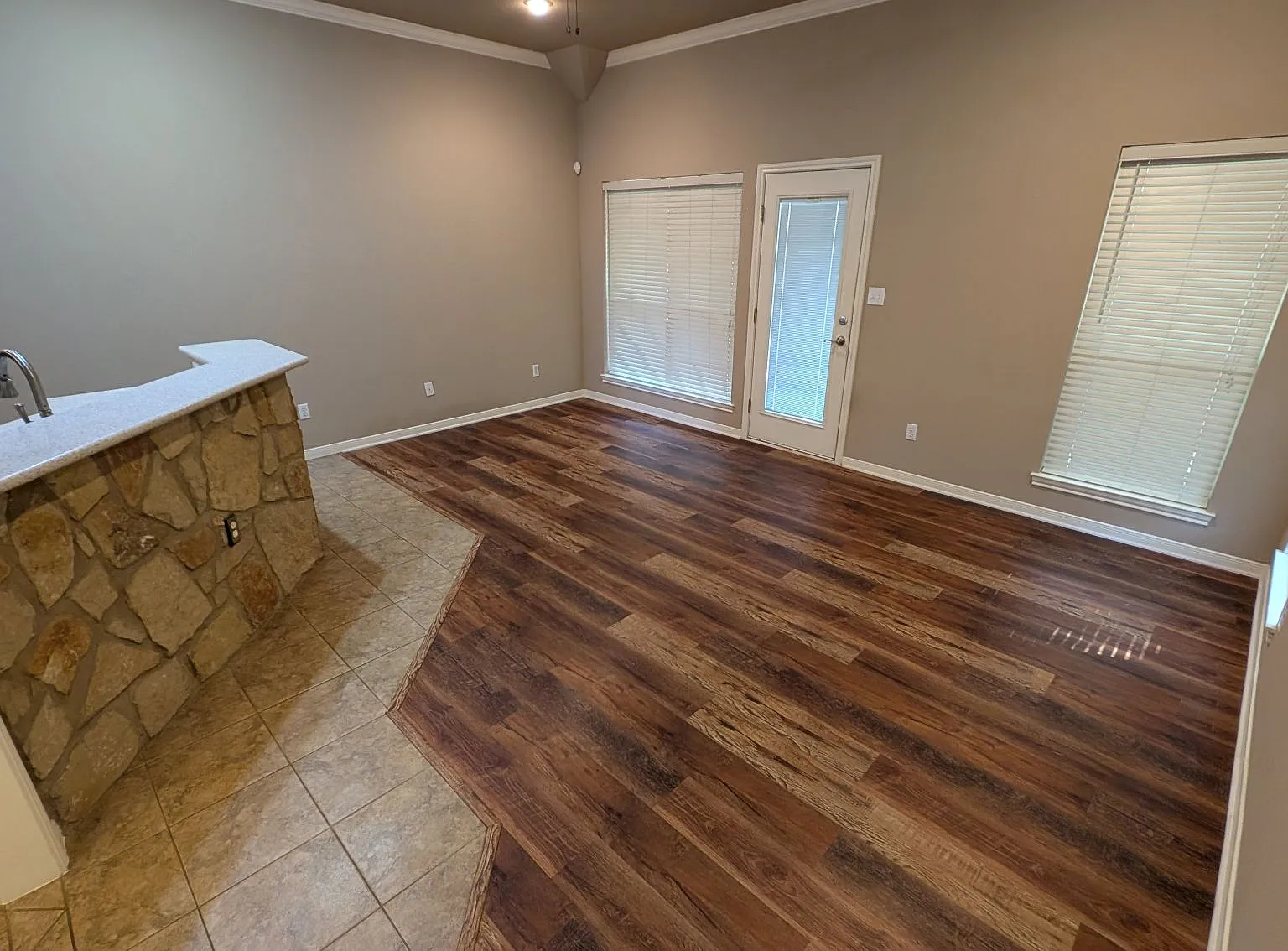 506 Marshall Dr, Belton — Photo 4