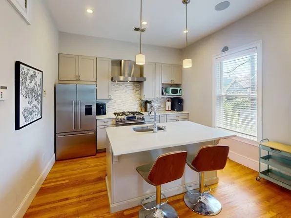 47 Harvest St, Dorchester, MA 02125