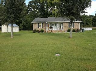 699 Walnut Grove Rd, New Market, AL 35761