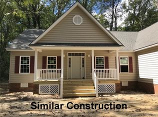 1018 Mariners Woods Dr, Hartfield, VA 23071