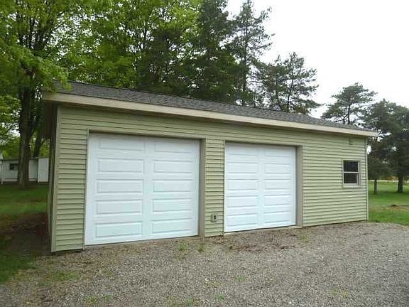 2nd image of 5598 N River Hwy