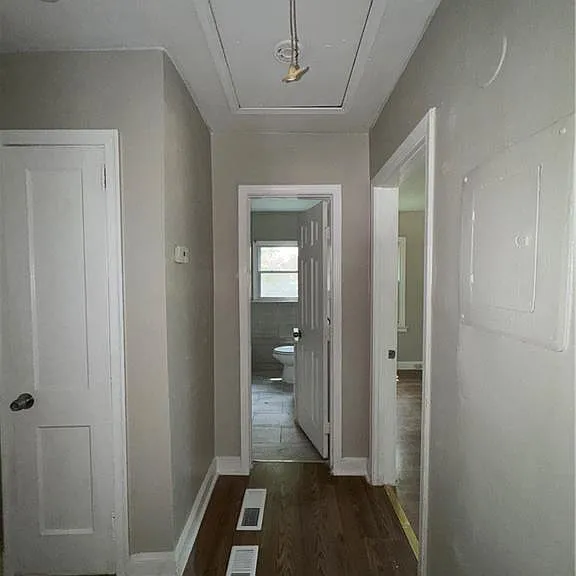 1537 Orlando St SW — Photo 10