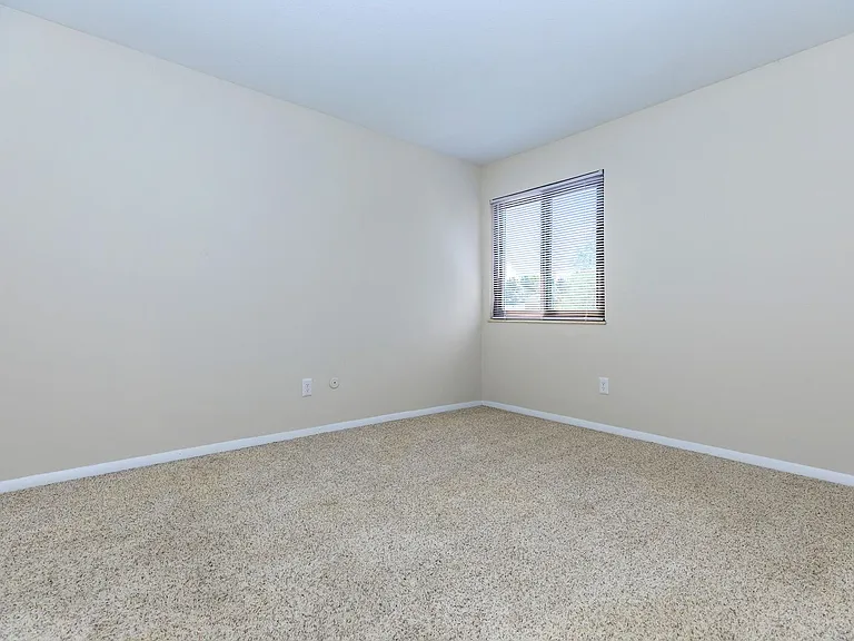 Northwoods Apartments — Photo 24