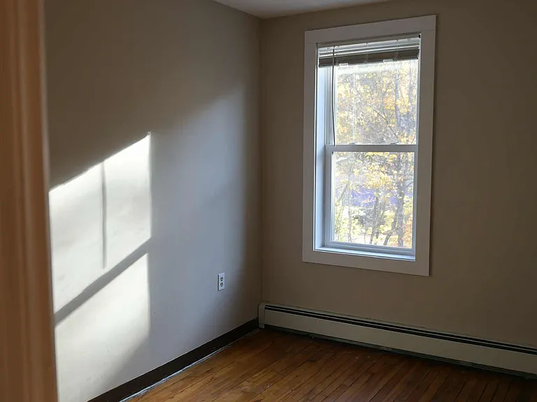 Keene Apartments — Photo 12