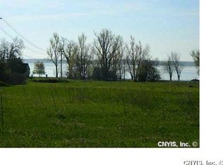 7218 Pine Woods Rd, Three Mile Bay, NY 13693