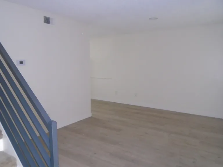 Stonewood Apartments — Photo 4