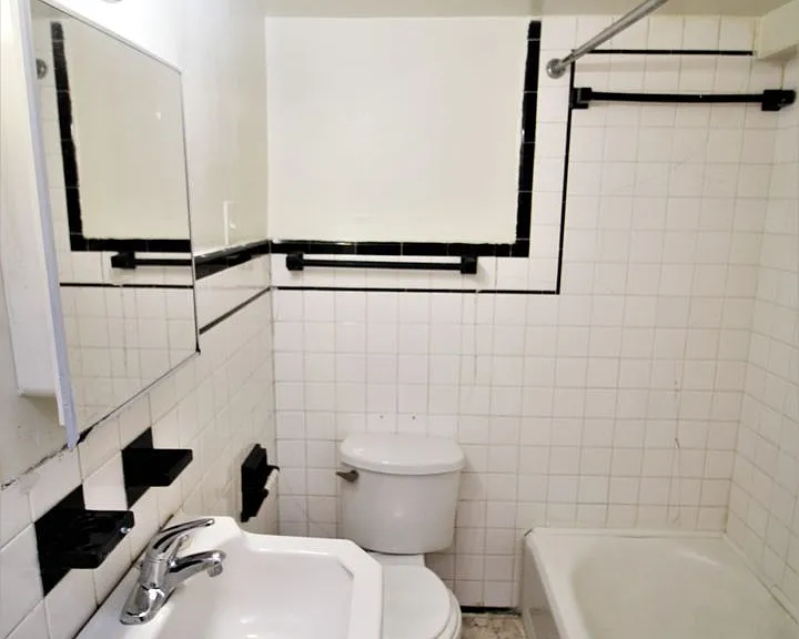 1224 Saint Paul St — Photo 8