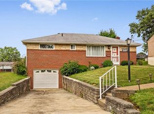 5262 Meadowcrest Rd, Pittsburgh, PA 15236