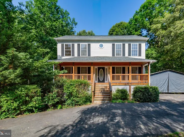 12002 Pleasant Dr, King George, VA 22485