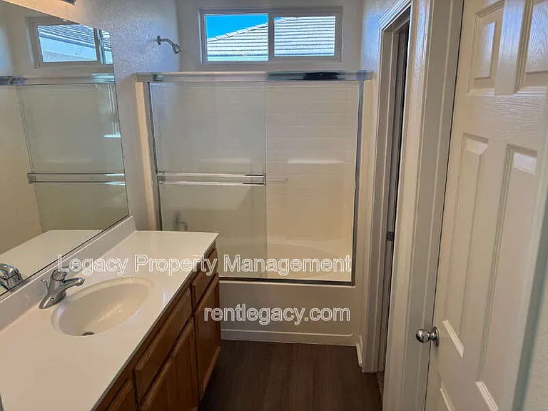 1843 Dawnelle Way — Photo 12