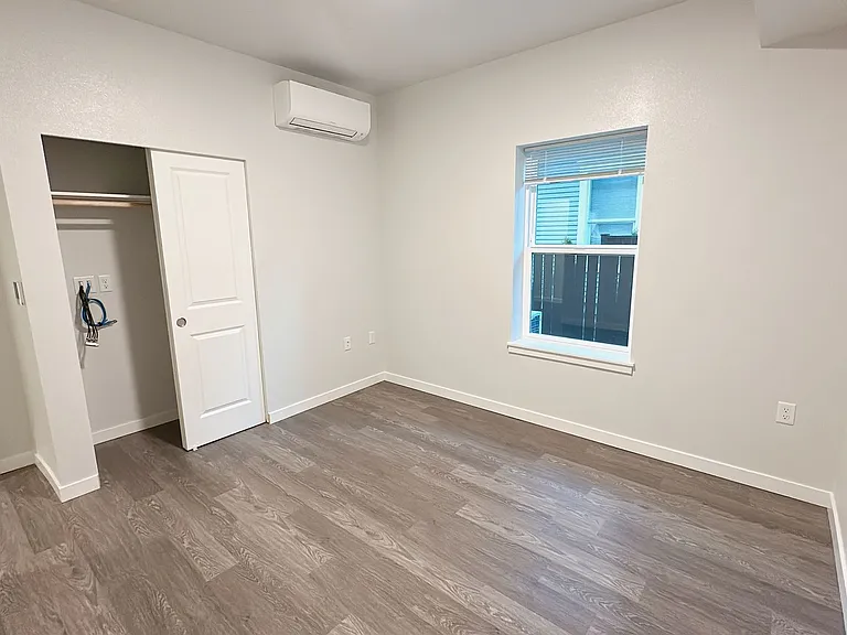 1316 High St — Photo 15