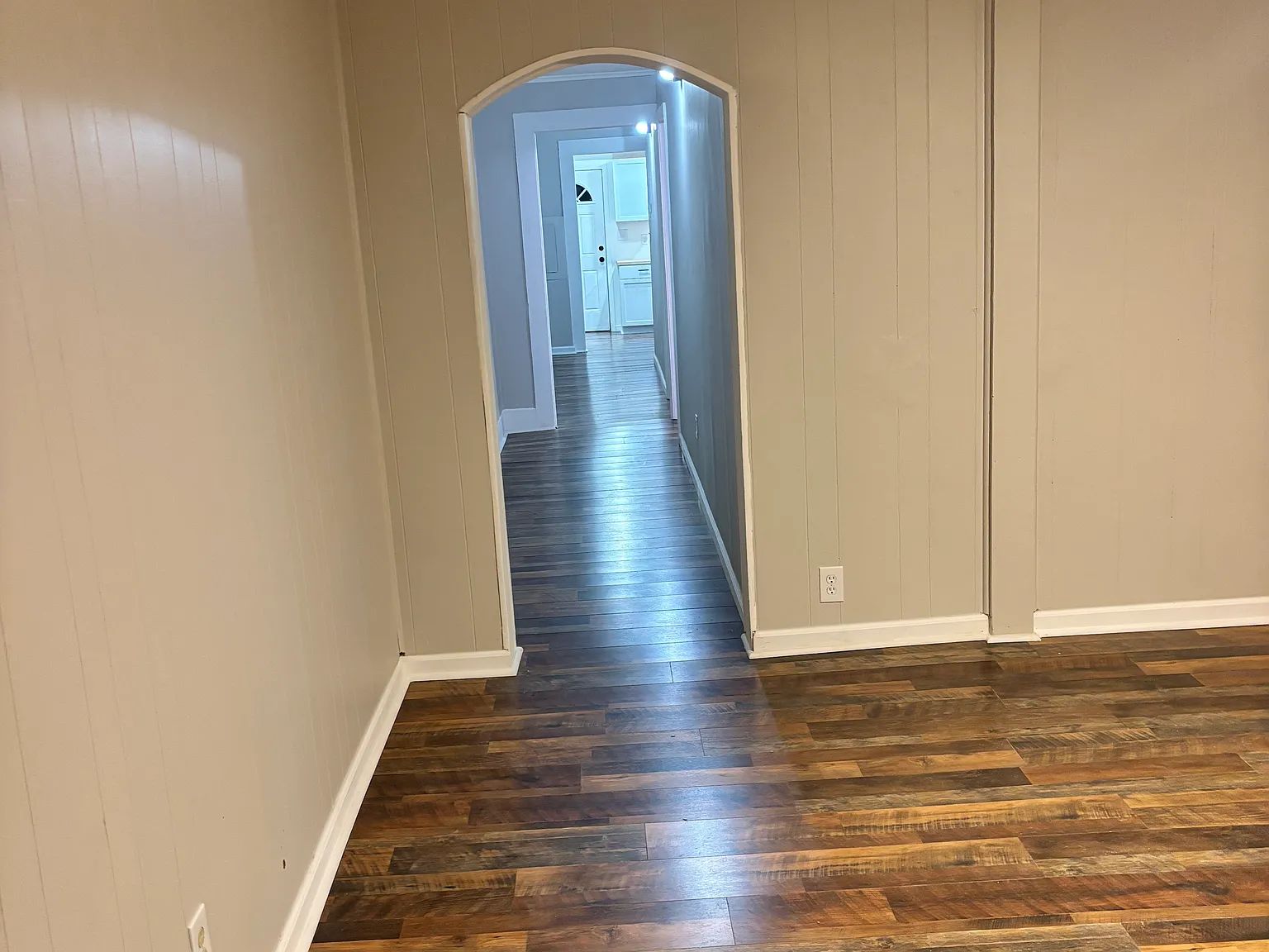 2 bed, 983 sqft, $1,025 — Photo 2
