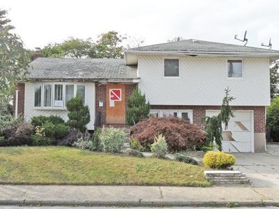 67 Osborne Rd, West Hempstead, NY, 11552