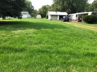 233 Libhart St, Lyons, MI 48851