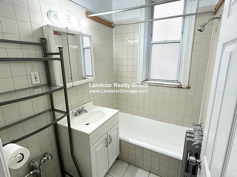 4931 N Whipple St #3W — Photo 11
