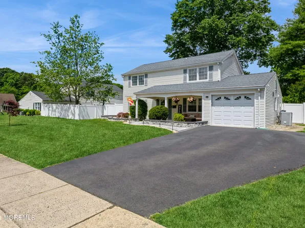7 Ormont Lane, Aberdeen, NJ 07747