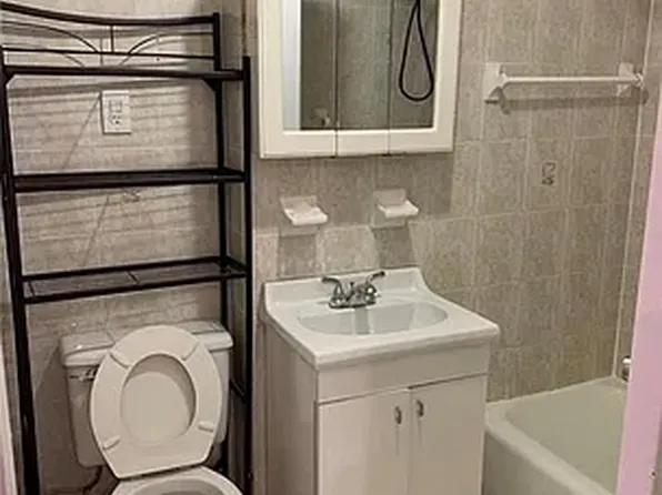 2072 East 68th Street image 18 of 24