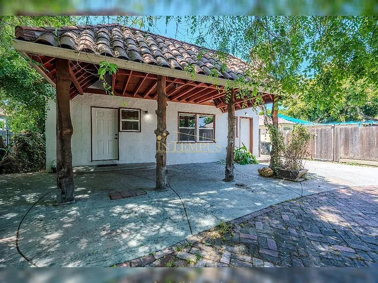 1450 Pomona Ave #C — Photo 8