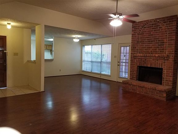 2nd image of 12118 Southmeadow Dr