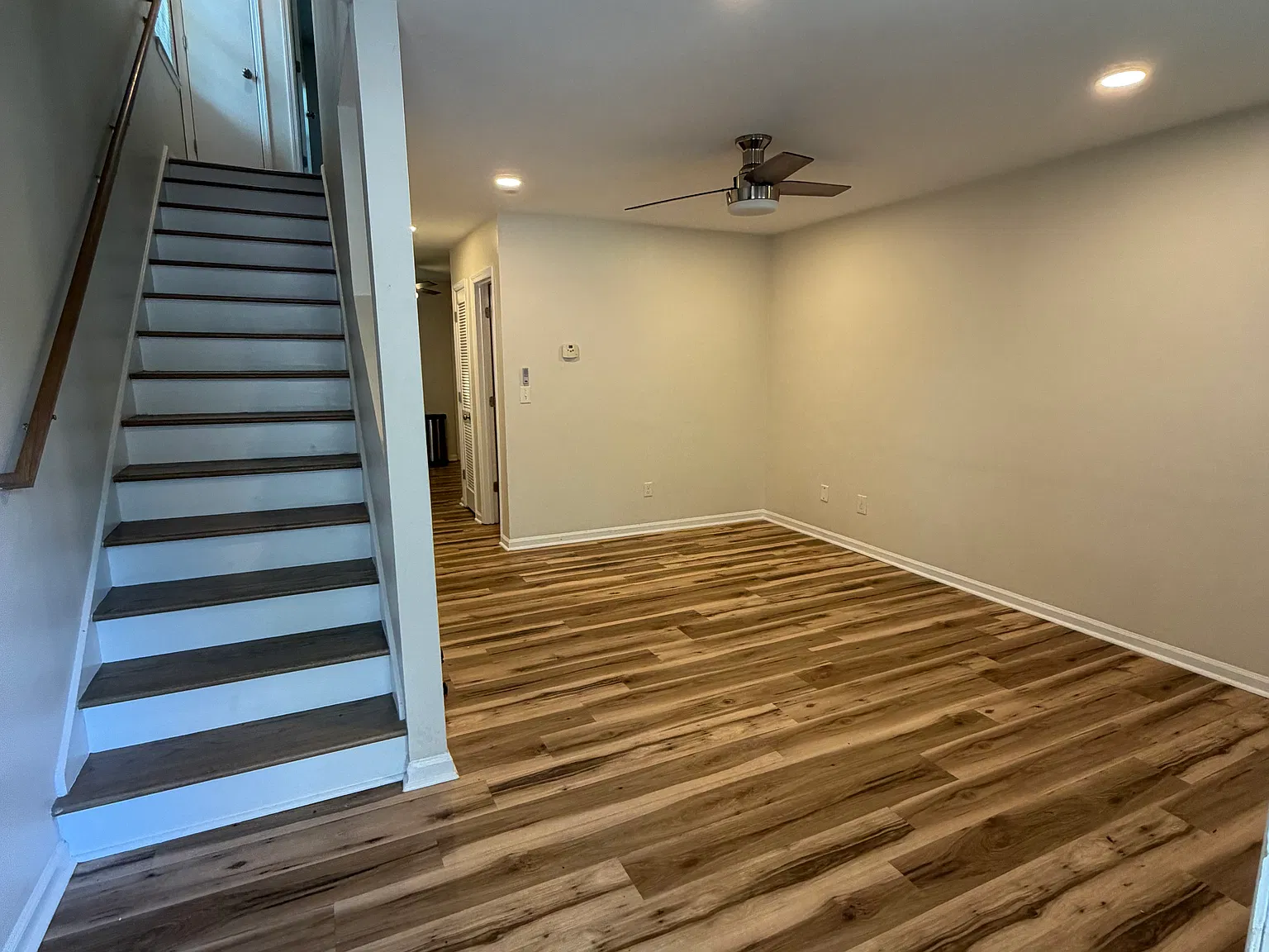 1010 Hunters Trce — Photo 2