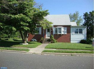 233 7th Ave, Glendora, NJ 08029