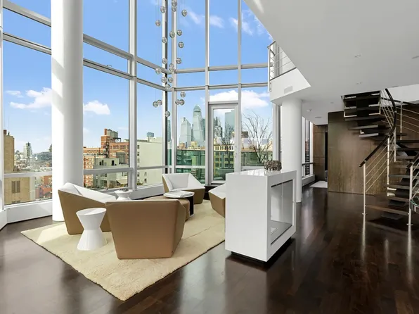 166 West 18th Street PHA image 1 of 33