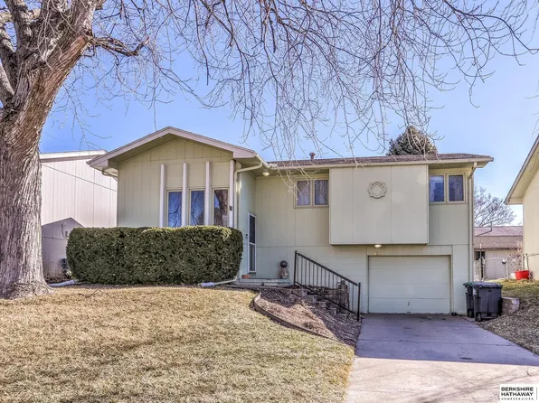 4213 N 129th Avenue Cir, Omaha, NE 68164