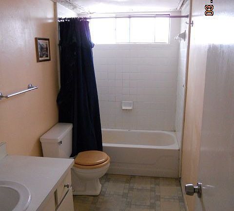 5th image of 4408 Tophill Ln