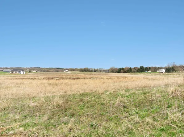 5901 North Sessler Ct #37, Milton, WI 53563