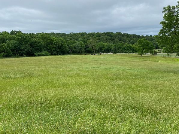 2815 W 7th St, Galena, KS 66739
