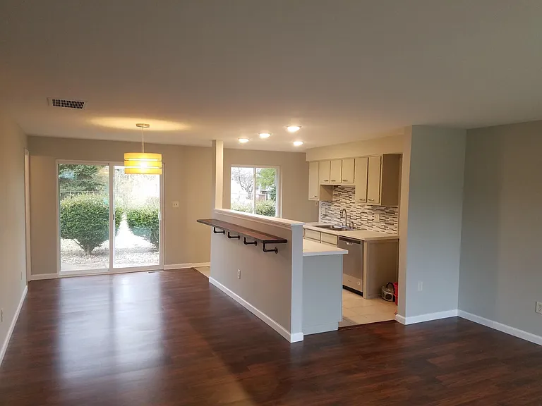 434 Nies Ave — Photo 17