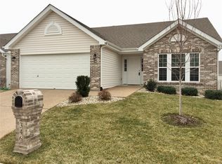 346 Newport Dr, Saint Peters, MO 63376