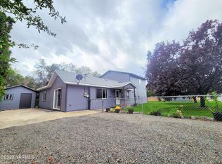 231 Taylor Loop Rd, Selah, WA 98942