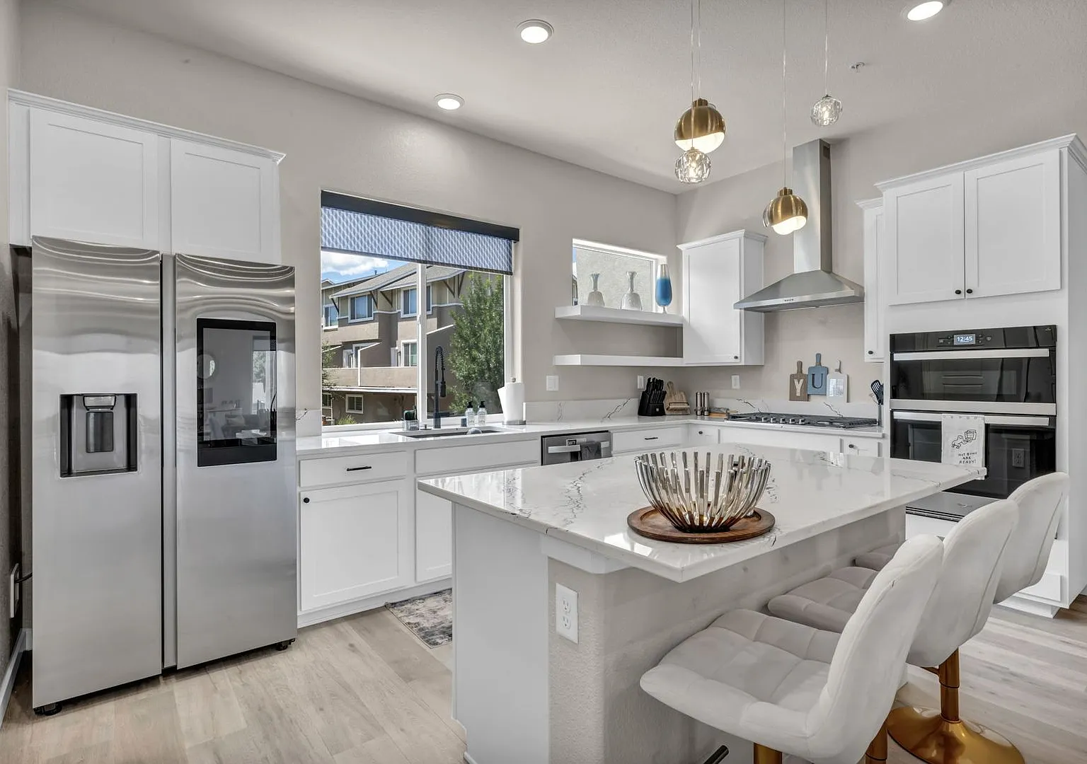 Modern Luxury Near Truckee River | Fully Furnished + Utilities Included — Photo 3