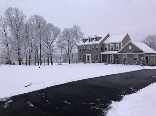 15025 Creek Point Ct, Hillsboro, VA 20132