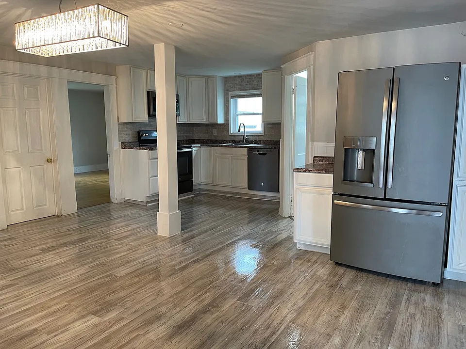 40 Monroe St #1