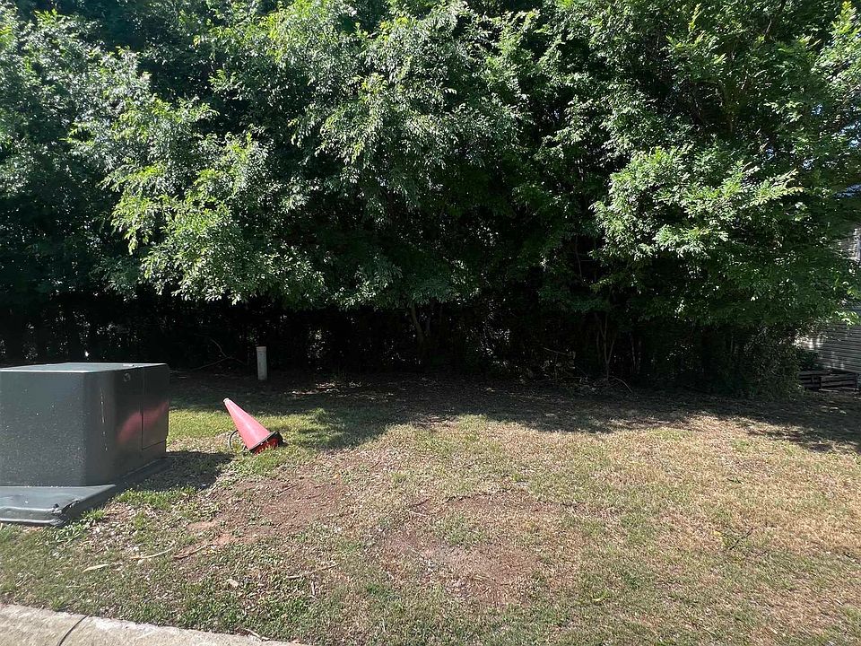 1st image of 357 Canal Place Dr