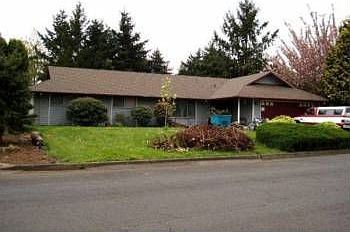 1st image of 1018 SE 125th Ave