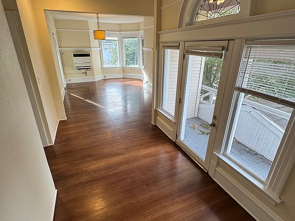 Living and dining room- patio