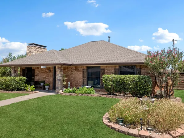 3011 Tina St, Sachse, TX 75048