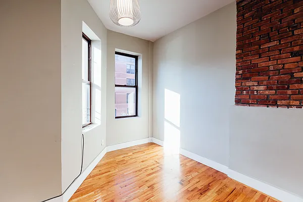 Rented by Nooklyn NYC LLC | media 3