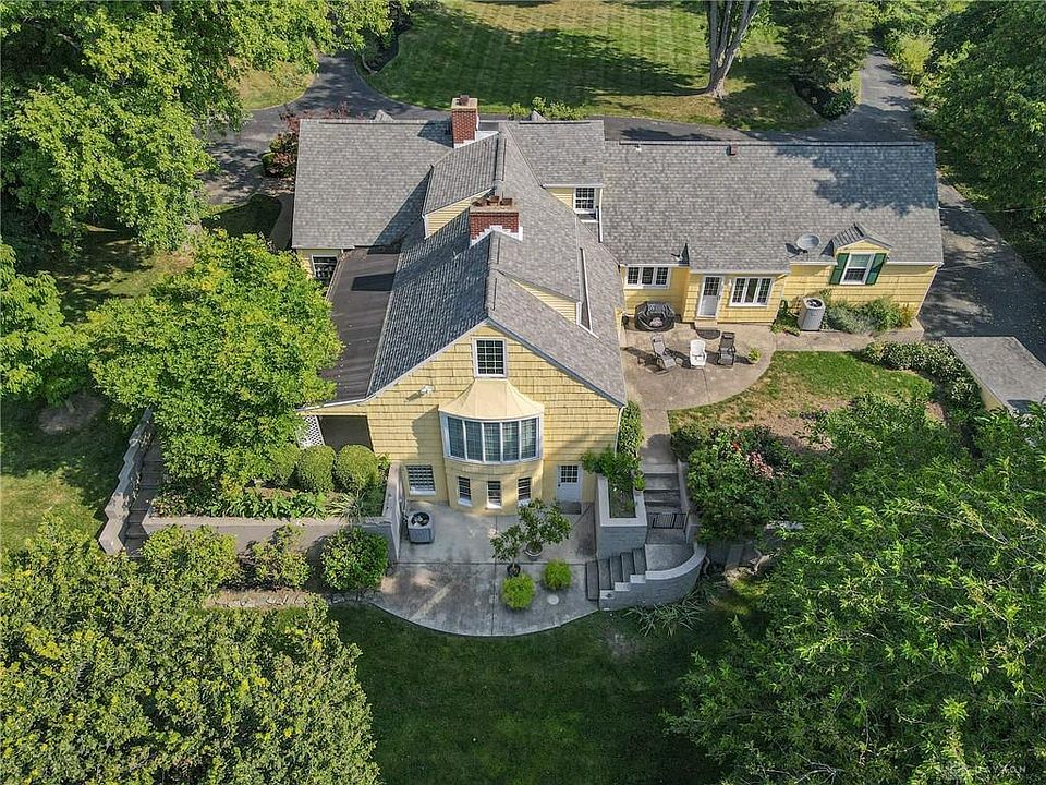 230 W Rahn Rd, Dayton, OH 45429 Zillow