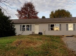 5 Massa Dr, Windsor, PA 17366