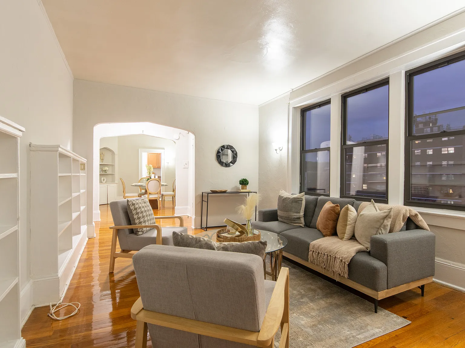 Randolph Manor Apartments — Photo 1