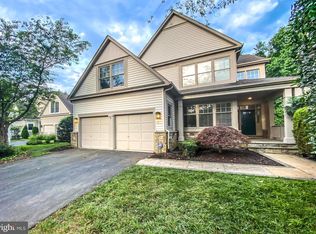 1310 Red Hawk Cir, Reston, VA 20194