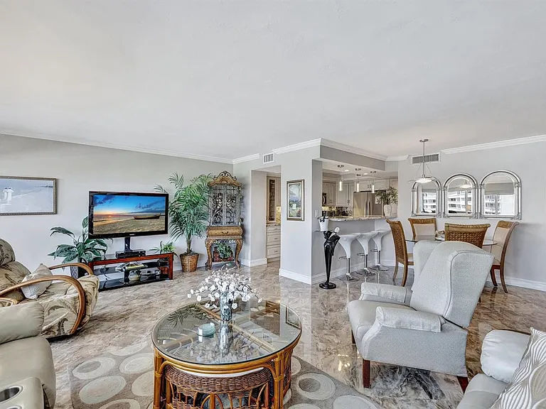 2100 S Ocean Dr #16F — Photo 8