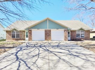 1805 SW 6th St, Blue Springs, MO 64014