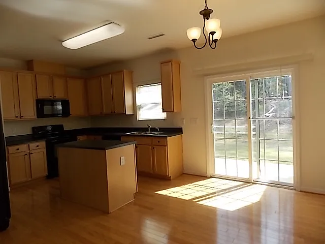 1725 Tw Alexander Dr #105 — Photo 9